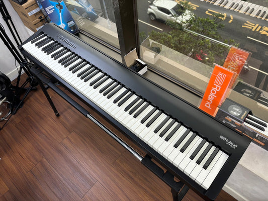 ROLAND FP30X 電鋼琴